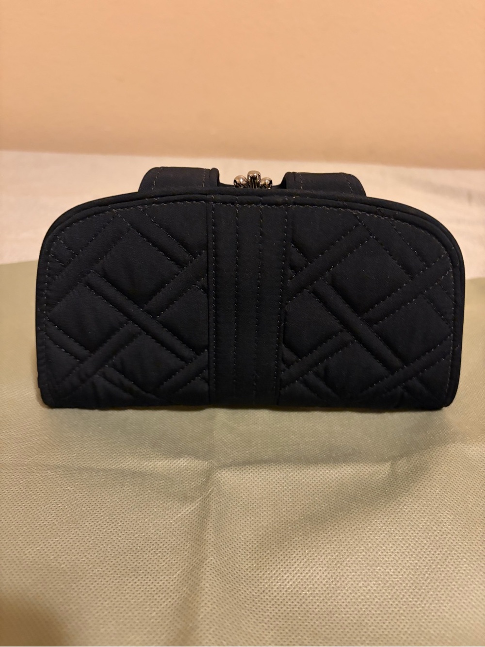 Vera Bradley Kiss n Snap Wallet Classic Black Quilted Double Kiss Lock Clutch - Picture 2 of 5